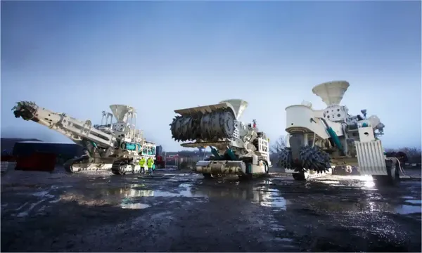 Machines intended for deep sea mining off PNG. Image by Nautilus Minerals Inc.