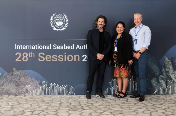 From left to right: Gerard Barron from Nauru Ocean Resources Inc (NORI); Anastasia Julius, Nauru; and Corey McLachlan, NORI. Image by IISD, July 2023.
